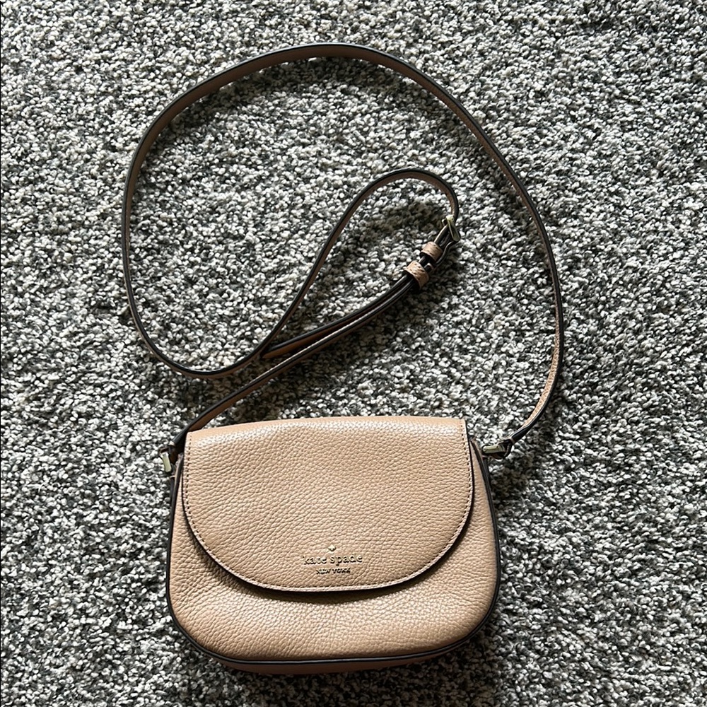 Kate Spade Tan Crossbody Bag with Gold Hardware